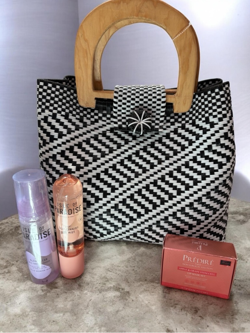 NWOT Summer Woven Tote with Wooden Handles & Beauty Products